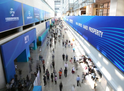 服貿(mào)會(huì)展區(qū)人氣旺