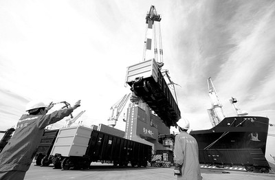 海外亂局疊加貿(mào)易保護(hù) 2012北京外貿(mào)如何突圍